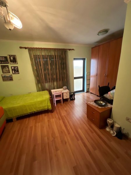 Apartament duplex në shitje QSUT 135.000 euro (TRS-0474-207652)