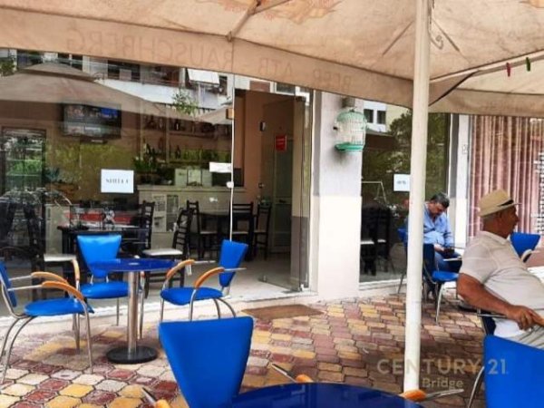 Tirane, shitet dyqan Kati 0, 34 m² 80.000 Euro (Rruga e Kavajes)