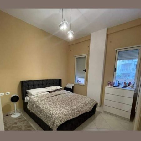 Tirane, shitet apartament 2+1 160 m² 135.000 Euro (Liqeni i Thate)