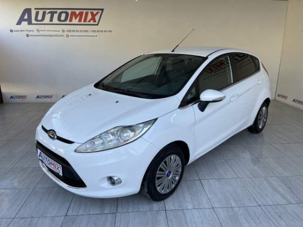 Tirane, shes makine Ford fiesta Viti 2009, 5.200 Euro