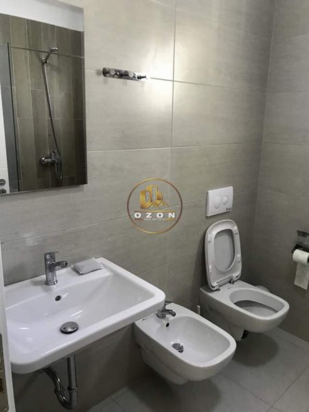 Tirane, jepet me qera apartament 1+1+BLK Kati 4, 66 m² 400 Euro (Komuna e Parisit)