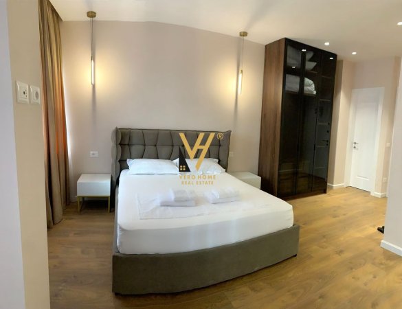 JEPET GARSONIERE ME QERA TE RRUGA E BARRIKADAVE 800 EURO