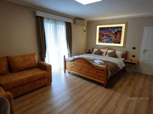 Tirane, shitet hotel Kati 3, 370 m² 40.000 Euro (Rruga Elbasanit)