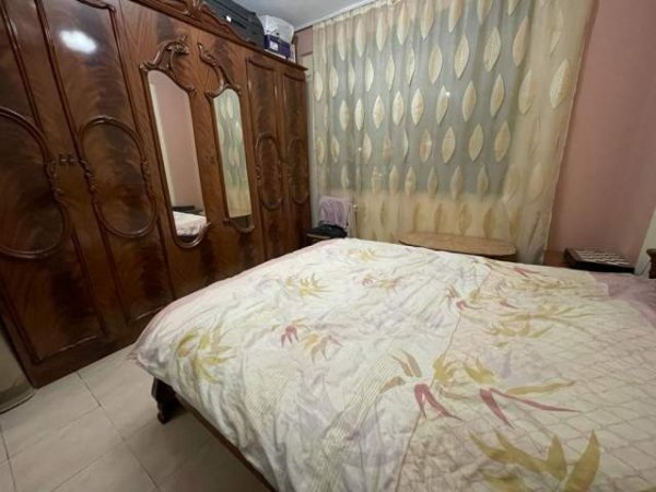 Durres, jepet me qera apartament 2+1