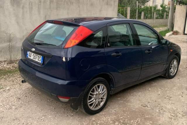 Durres, shes makine Ford Focus Viti 2002, 1.400 Euro