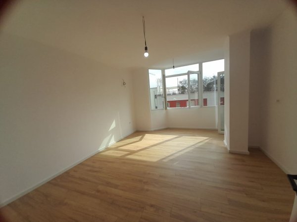 Apartament 1+1 ne shitje te 21 Dhjetori 130.000 euro