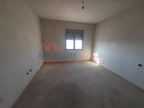 Tirane, shes apartament 2+1+BLK Kati 4, 125 m² 115.000 Euro (rruga ura)
