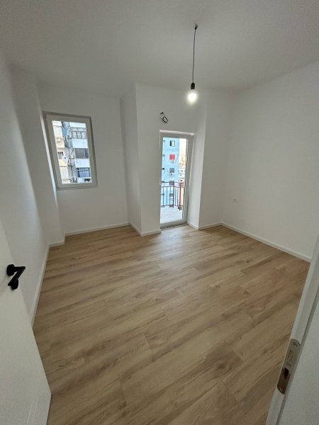 Apartament 1+1 ne shitje te 21 dhjetori 138.000 euro (TRS-15396688)
