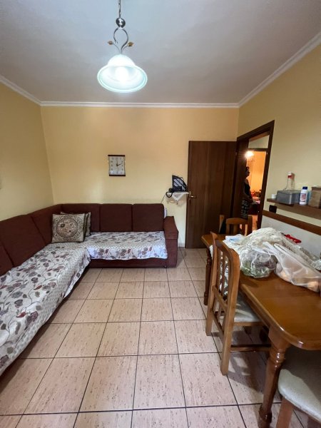 Apartament 2+1 ne shitje prane 21 dhjetorit 120.000 euro (TRS-15397562)