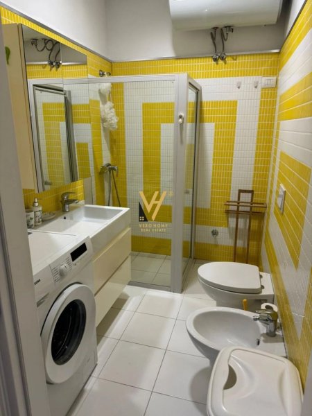 JEPET APARTAMENT 2+1+BLK ME QERA NE VASIL SHANTO 700 EURO