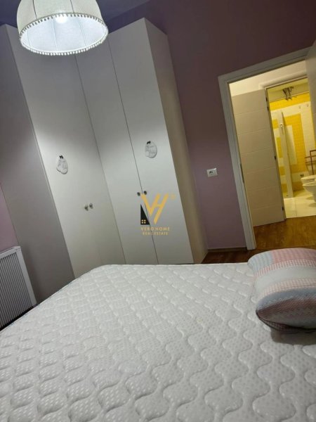 JEPET APARTAMENT 2+1+BLK ME QERA NE VASIL SHANTO 700 EURO