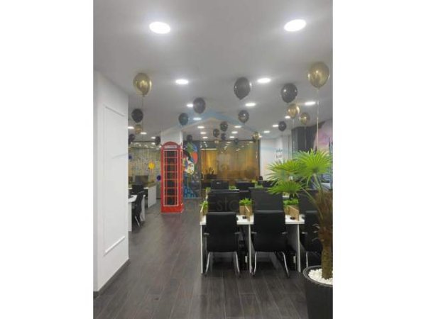 Tirane, shitet ambjent biznesi Kati 1, 202 m² 505.000 Euro (RRUGA E KAVAJES)