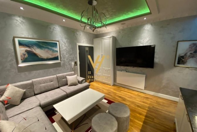 JEPET APARTAMENT 2+1+BLK ME QERA NE ALLIAS 450 EURO