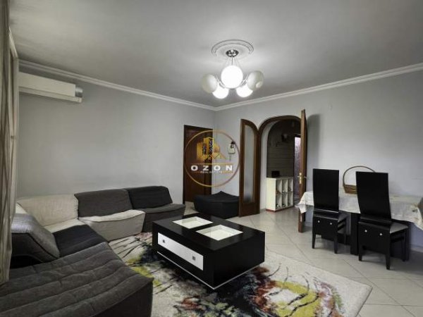 Tirane, jepet me qera apartament 3+1+BLK Kati 4, 123 m² 800 Euro (Rruga e Kavajes)