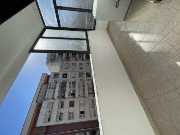 Tirane, jepet me qera apartament 2+1+BLK Kati 5, 80 m² 30.000 Leke (Rruga Panajot Pano)