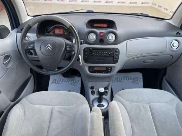 Tirane, shes makine Citroen C3 Viti 2005, 4.100 Euro