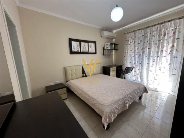 JEPET APARTAMENT 2+1+BLK ME QERA TE RRUGA E DURRESIT 700 EURO