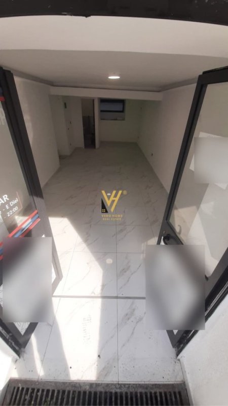SHITET BODRUM 39 M2 TE STADIUMI DINAMO , LULISHTJA 1 MAJI 120.000 EURO