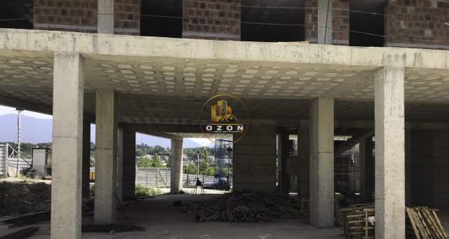 Tirane, shitet ambjent biznesi Kati 1, 150 m² 500.000 Euro (Liqeni i Thate)