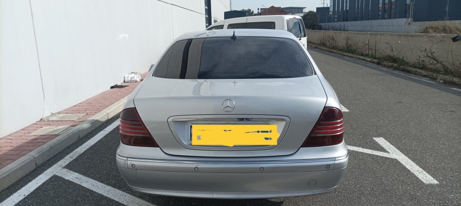 Tirane, shitet makine Mercedes S-Class  Regjina Viti 2001, 4000 Euro
