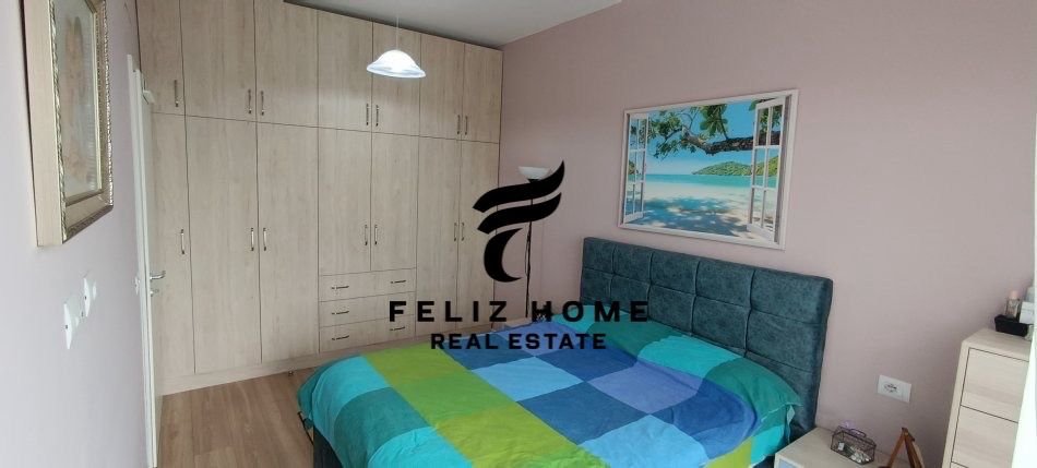 SHITET APARTAMENT,BULEVARDI I RI,115.500 EURO.