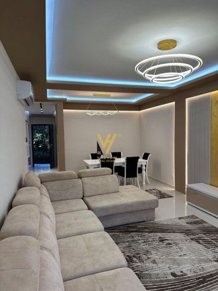 JEPET APARTAMENT DUPLEX 3+1+POST PARKIMI ME QERA TE REZIDENCA KODRA E DIELLIT 1 ,1500 EURO