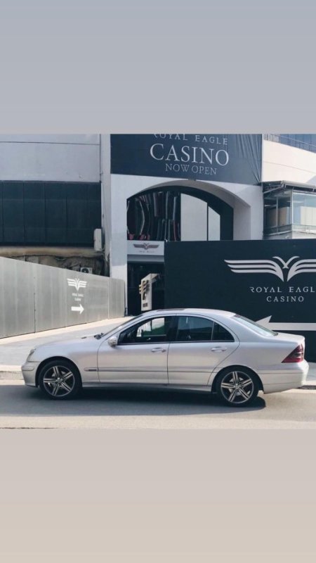 Mercedes Benz C220 Diesel-MANUAL 6 MARSHA-LETRA 2025