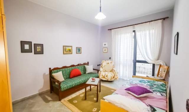 Tirane, jepet me qera Vile 3+1+BLK Kati 1, 110 m² 50.000 Leke (Hoxha Tasim)