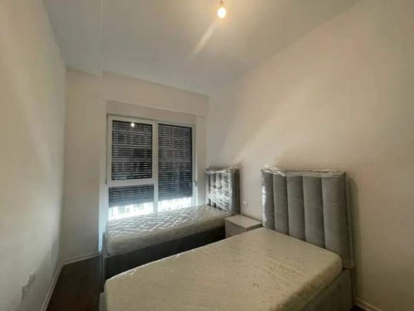 Tirane, ofert apartament 2+1+BLK Kati 4, 80 m² 700 Euro (21-dhjetori)