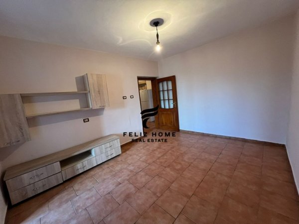 SHITET APARTAMENT,PORCELAN,83.000 EURO.