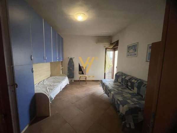 JEPET APARTAMENT 2+1+2+ BLK ME QERA NE QENDER 800 EURO