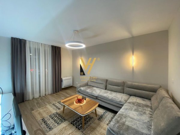 JEPET APARTAMENT 1+1+BLK ME QERA RRUGA E KAVAJES 700 EURO