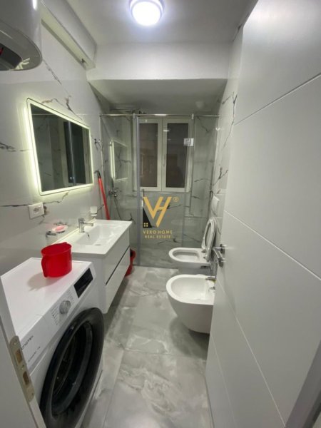 JEPET APARTAMENT 1+1+BLK ME QERA RRUGA E KAVAJES 700 EURO