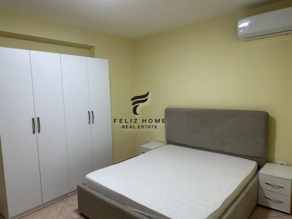 APARTAMENT ME QERA,XHAMIA E TABAKEVE,650 EURO.