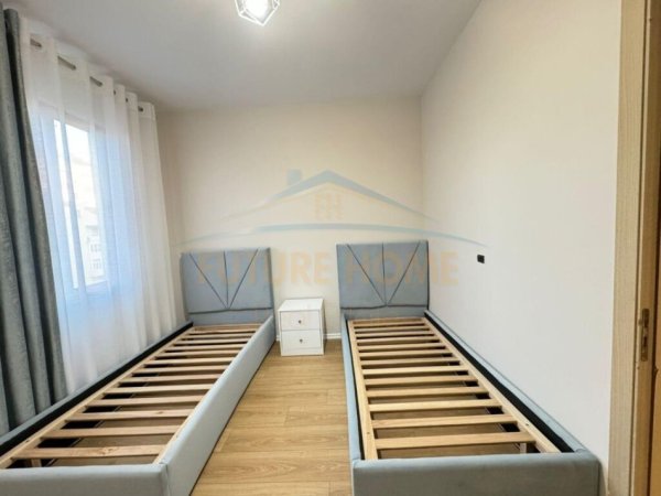 Shitet , Apartament 2+1 , Unaza e Re ,Tirane
