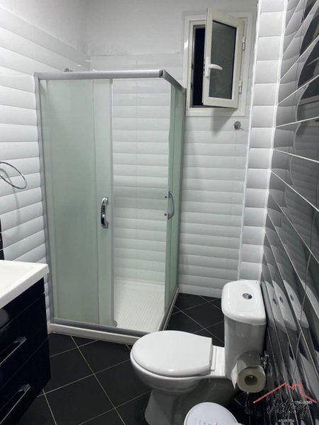 APARTAMENT 1+1 PER SHITJE NE VLORE