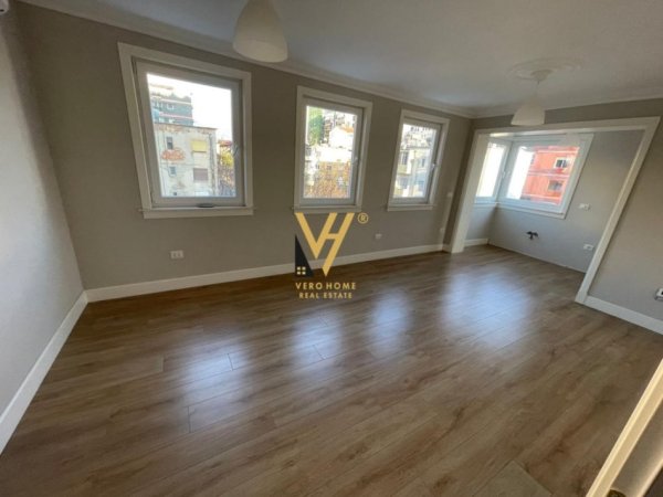 JEPET APARTAMENT 2+1+BLK ME QERA NE BLLOK 1.000 EURO