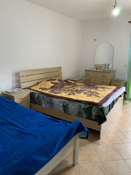 Apartament 1+1 ne shitje Komuna e Parisit 122.400€