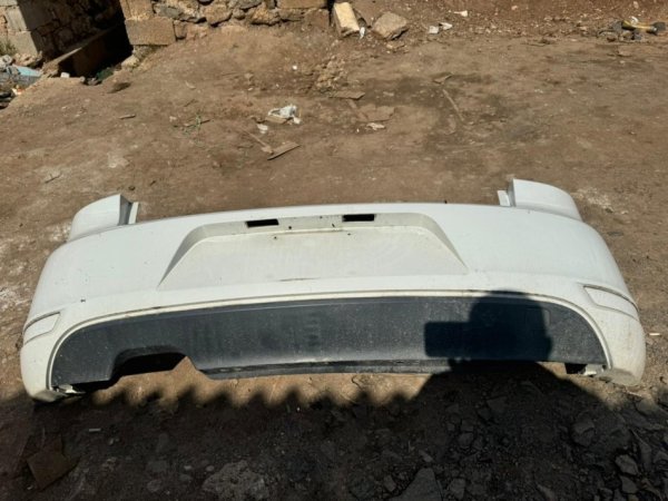Shiten parakolp dhe mbrapakolp maskerine per golf 6 per vetem 38.000all