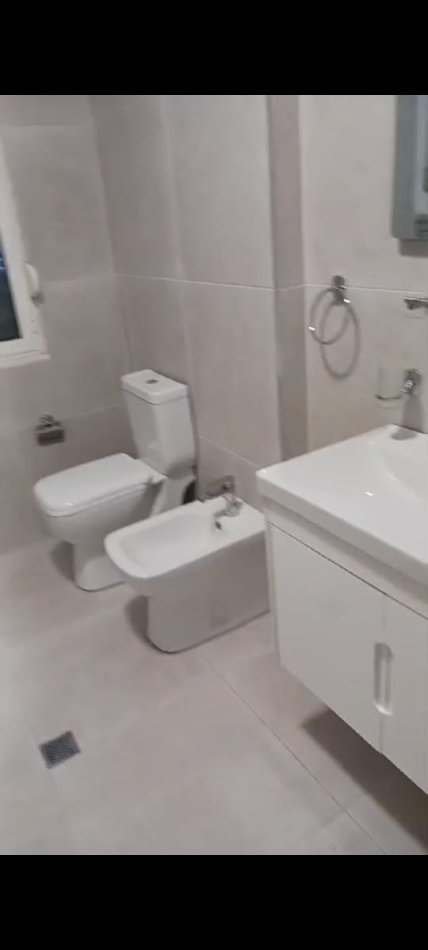 Apartament 2+1+Bllk, Me Qera, Rruga E Kavajes, 650 Euro/Muaj.