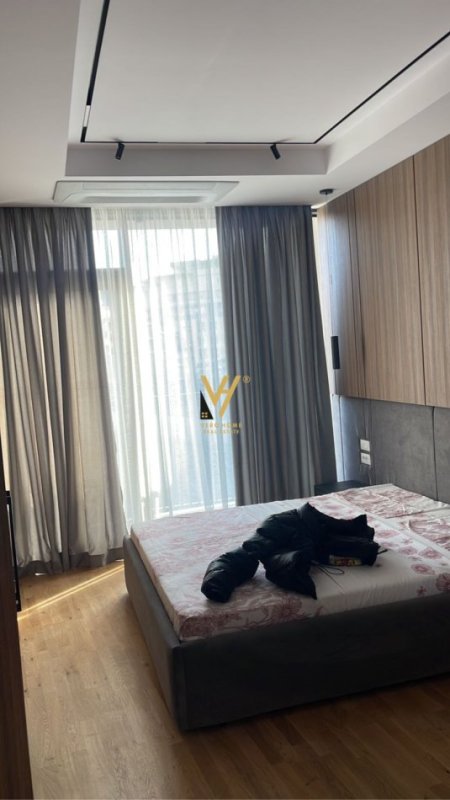 JEPET APARTAMENT 3+1+2 ME QERA TEK KOMPLEKSI LAKEVIEW 1.800 EURO