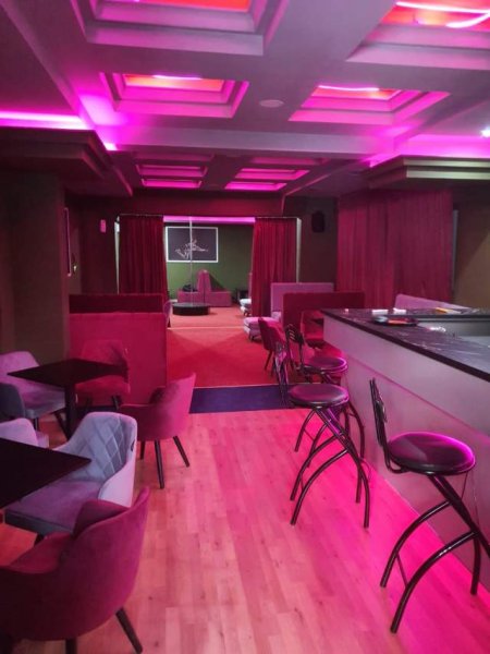 Tirane, shitet lokal Kati -1, 171 m² 150.000 Euro (sali butka)