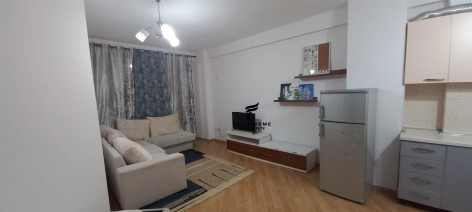 SHITET APARTAMENT,ASTIR,94.000 EURO.