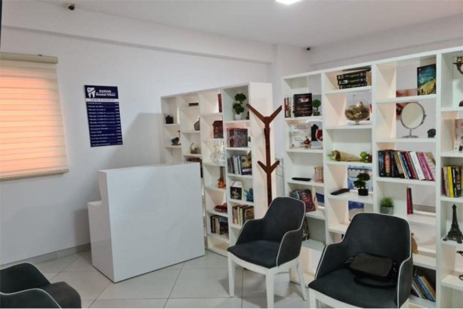 Shitet Biznesi, Klinike Dentare, Kompleksi Delijorgji