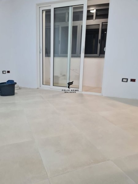 SHITET APARTAMENT,ALI DEMI,82.500 EURO.