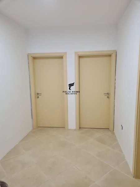 SHITET APARTAMENT,ALI DEMI,82.500 EURO.