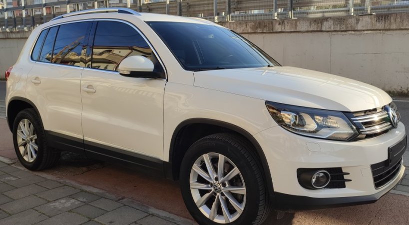 W Tiguan viti 2014 full option, automat, 2.0 TDI 4 Motion, navi, 12700 €