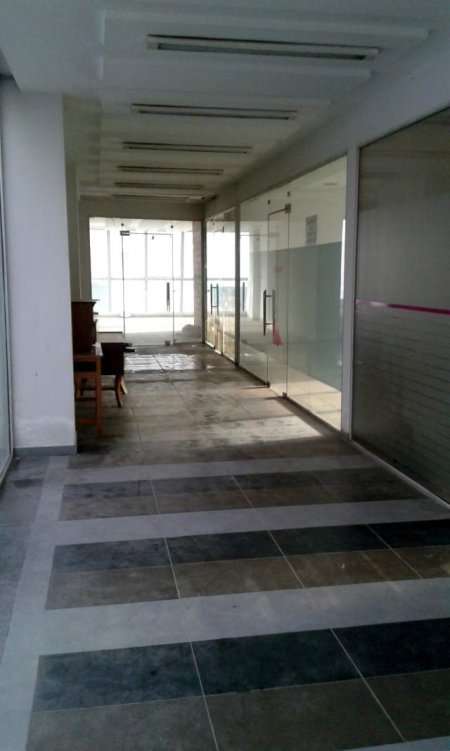 Korce, shes dyqan Kati II,  sip 75 m, 40.000€,  (City Center Korca)