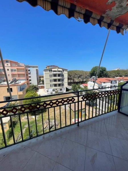 Plazh-Durres, jepet me qera garsonier 1+1+A+BLK Kati 3, 50 m² 35 Euro/nata (Rruga fan noli)