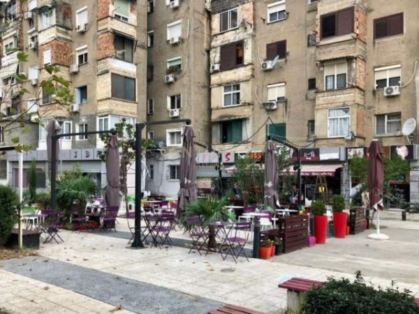 Tirane, shitet lokal Kati 0, 61 m² 180.000 Euro (marteniteti i ri)
